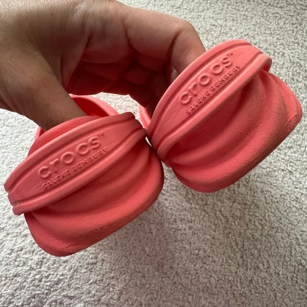 CROCS size 9c